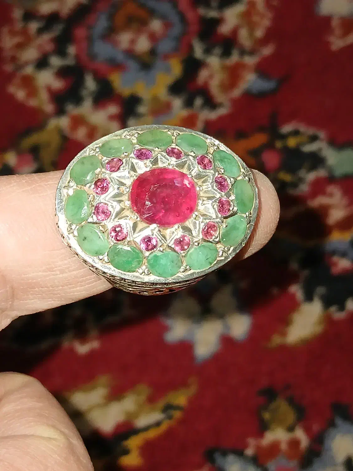 انگشتر جواهری|جواهرات|اصفهان, نقش جهان|دیوار