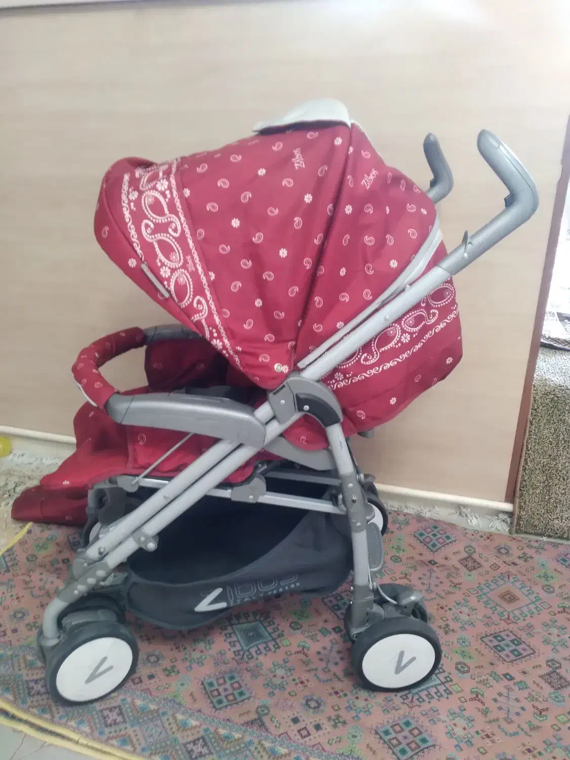 کالسکه ایتالیایی تاشو|کالسکه و لوازم جانبی|اندیشه, اندیشه فاز ۵|دیوار