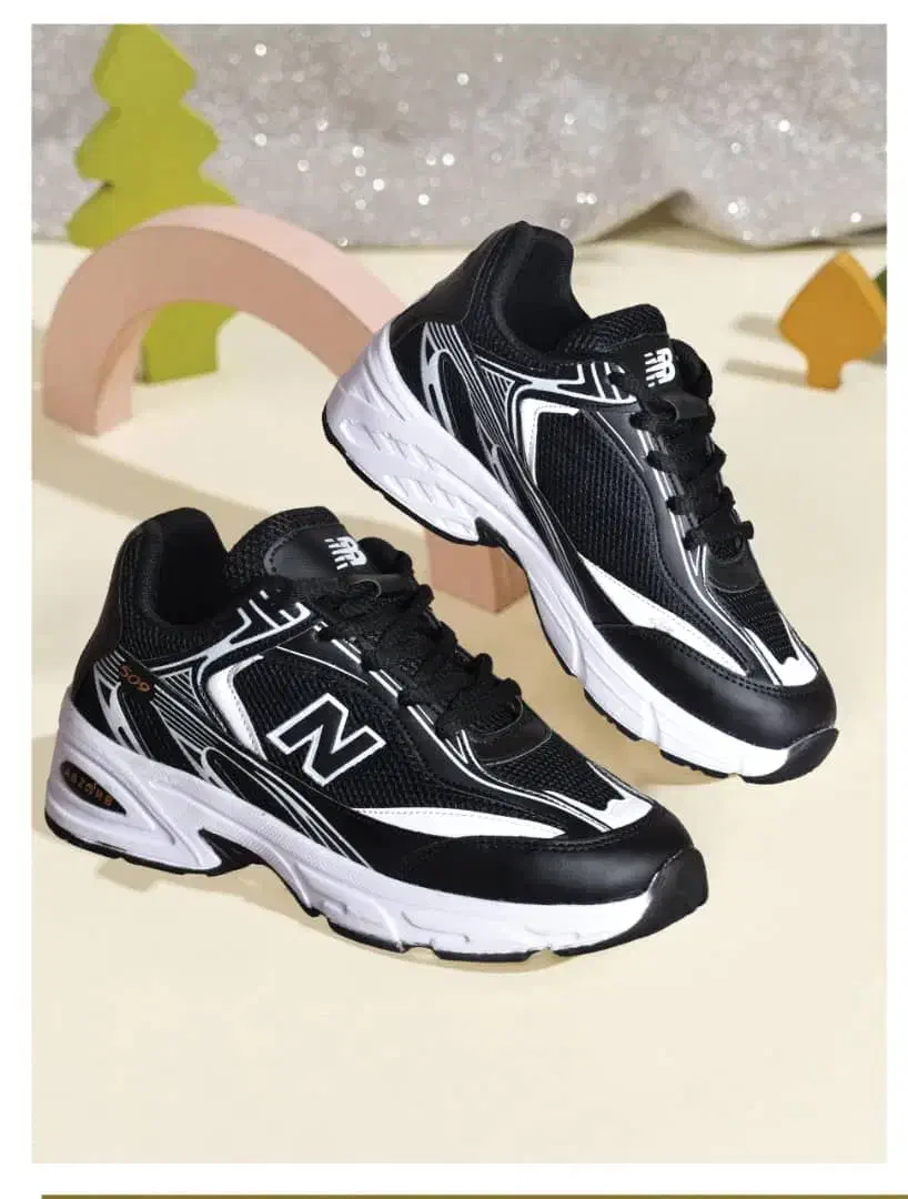 فروش کارتونی کتانی|کیف، کفش، کمربند|شهریار, شهرک وائین|دیوار