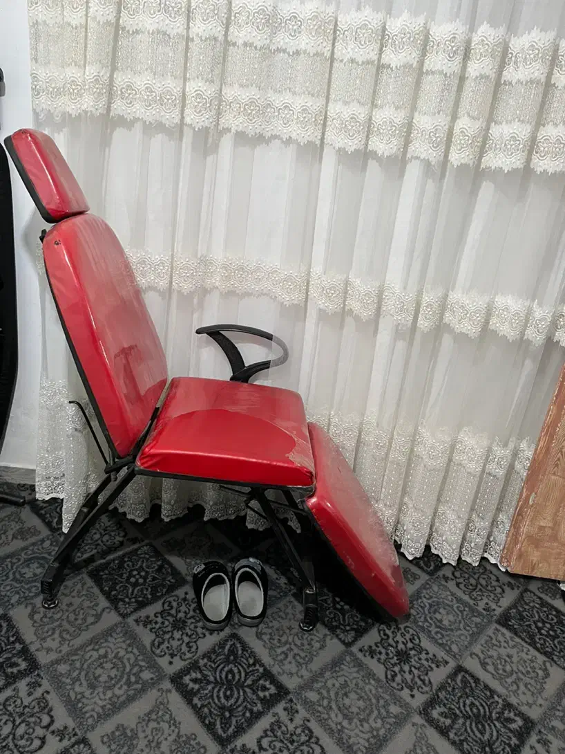 صندلی اصلاح|آرایشگاه و سالن‌های زیبایی|اراک, |دیوار