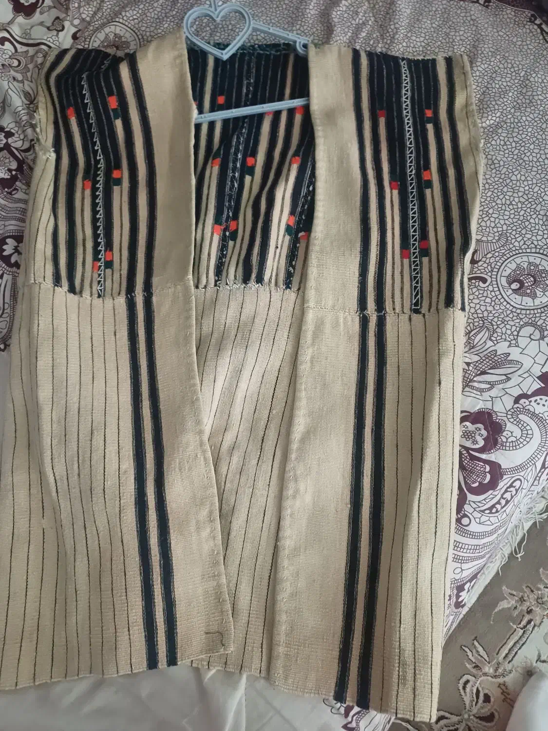 لباس بختیاری برای سن ۵ تا۷ساله میخوره|کفش و لباس بچه|نجف‌آباد, یزدانشهر|دیوار