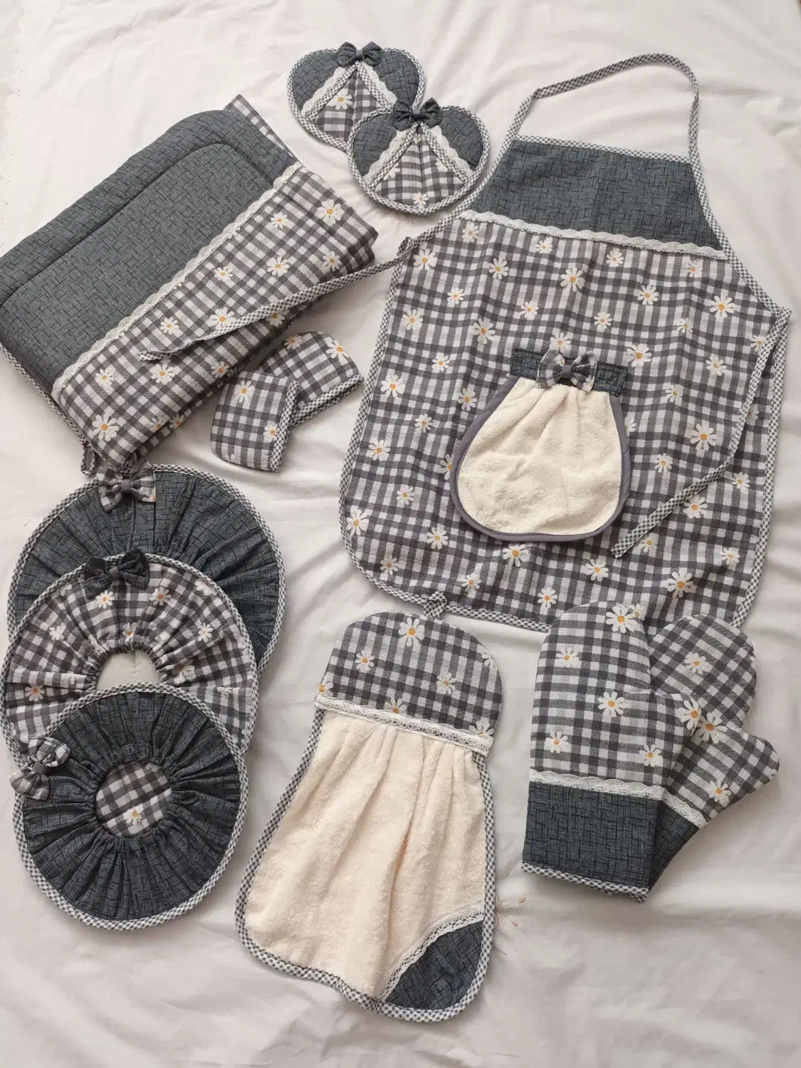 دوخت سرویس اشپزخانه پذیرفته می‌شود|سفره، حوله، دستمال آشپزخانه|خوسف, |دیوار