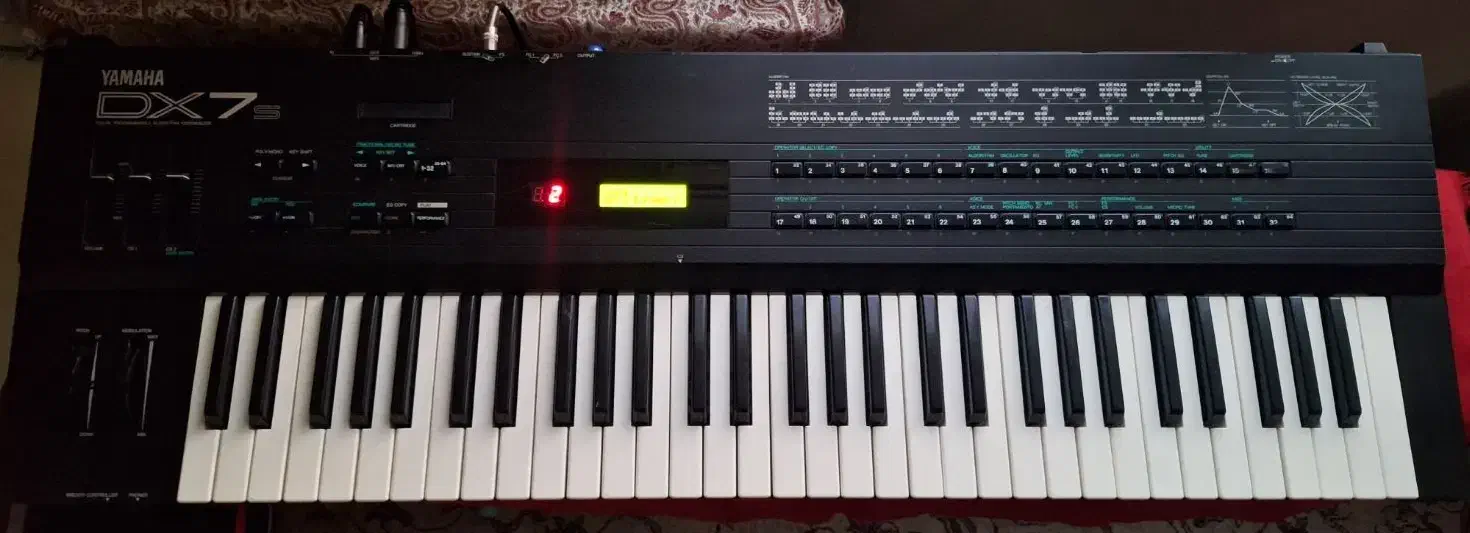 سینتی سایزر YAMAHA DX7|پیانو، کیبورد، آکاردئون|کرج, دهقان ویلا|دیوار