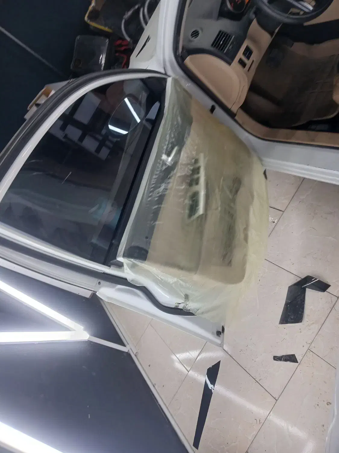 شیشه دودی (اکوکو)|قطعات یدکی و لوازم جانبی|یزد, |دیوار