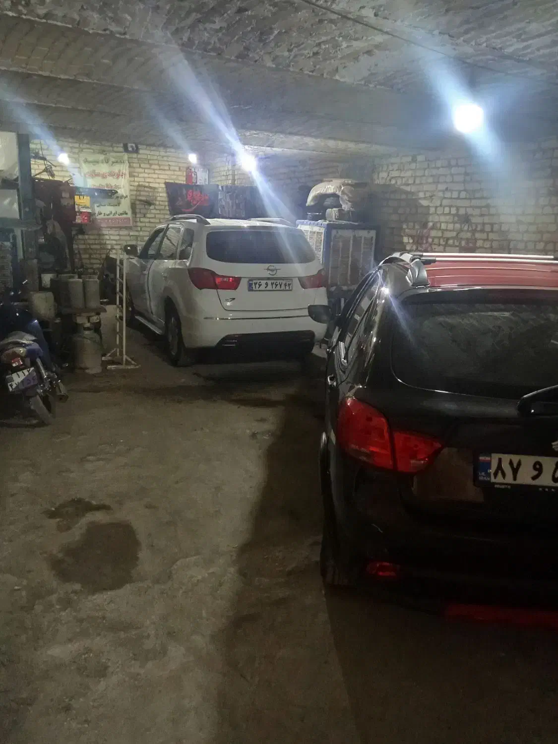 جلوبندی سازی و تعمیر کمک ستوده|خدمات موتور و ماشین|کاشان, باهنر|دیوار