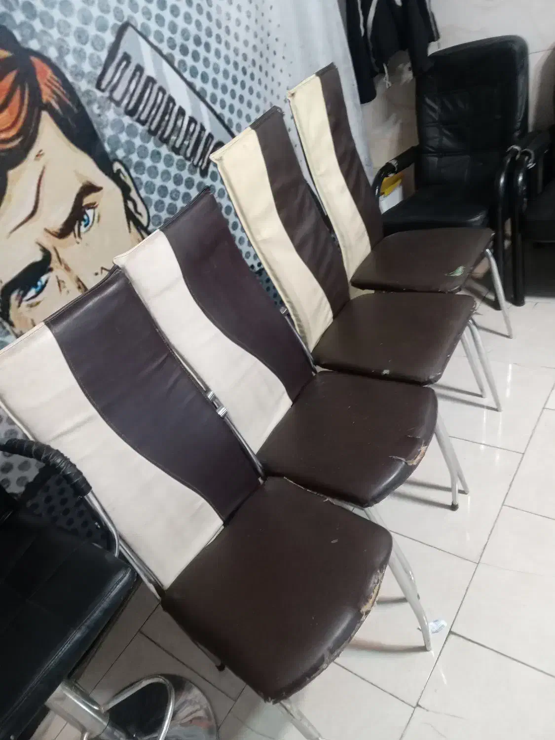 سینگ و آبچکان صندلی|آرایشگاه و سالن‌های زیبایی|همدان, |دیوار