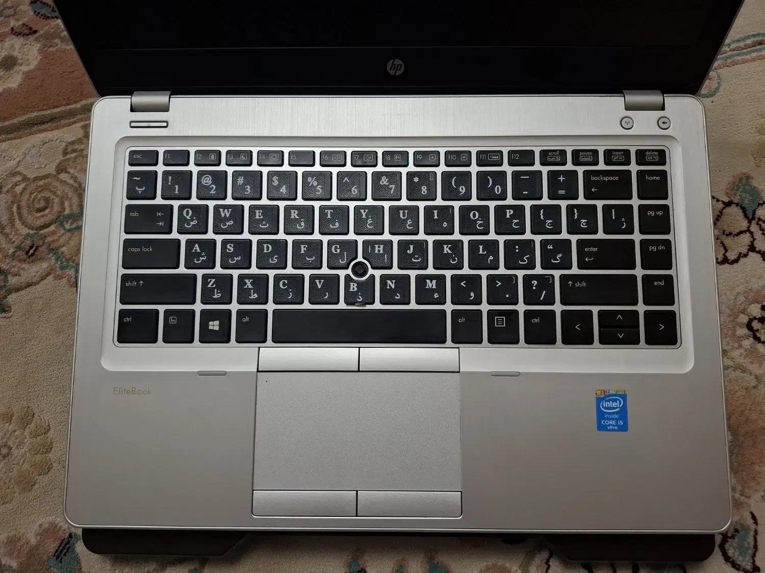 لپتاپ به همراه وسایل جانبی|رایانه همراه|کرج, اصفهانی‌ها|دیوار