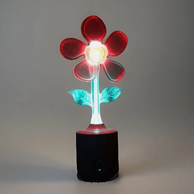 چراغ خواب طرح گل سنسور دار|چراغ خواب و آباژور|شیراز, زرهی|دیوار