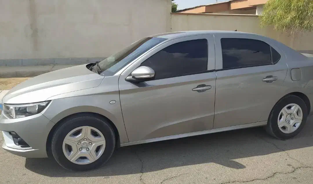 باسلام تاراکارمندیv1 دنده ای مدل ۴۰۲|خودرو سواری و وانت|زاهدان, |دیوار