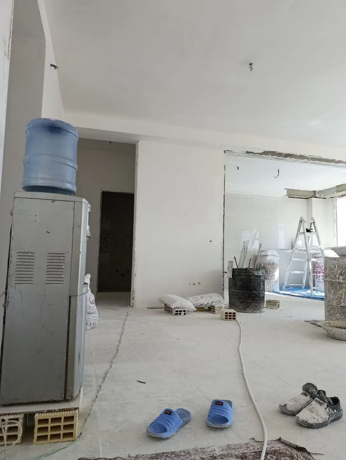 شاگرد گچکاری|استخدام معماری، عمران و ساختمانی|کرمانشاه, |دیوار