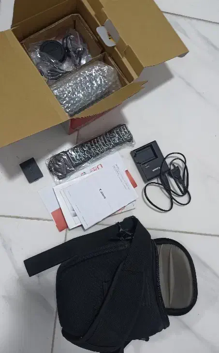 دوربین عکاسی CANON EOS 4000D|دوربین عکاسی و فیلم‌برداری|رشت, فلسطین|دیوار