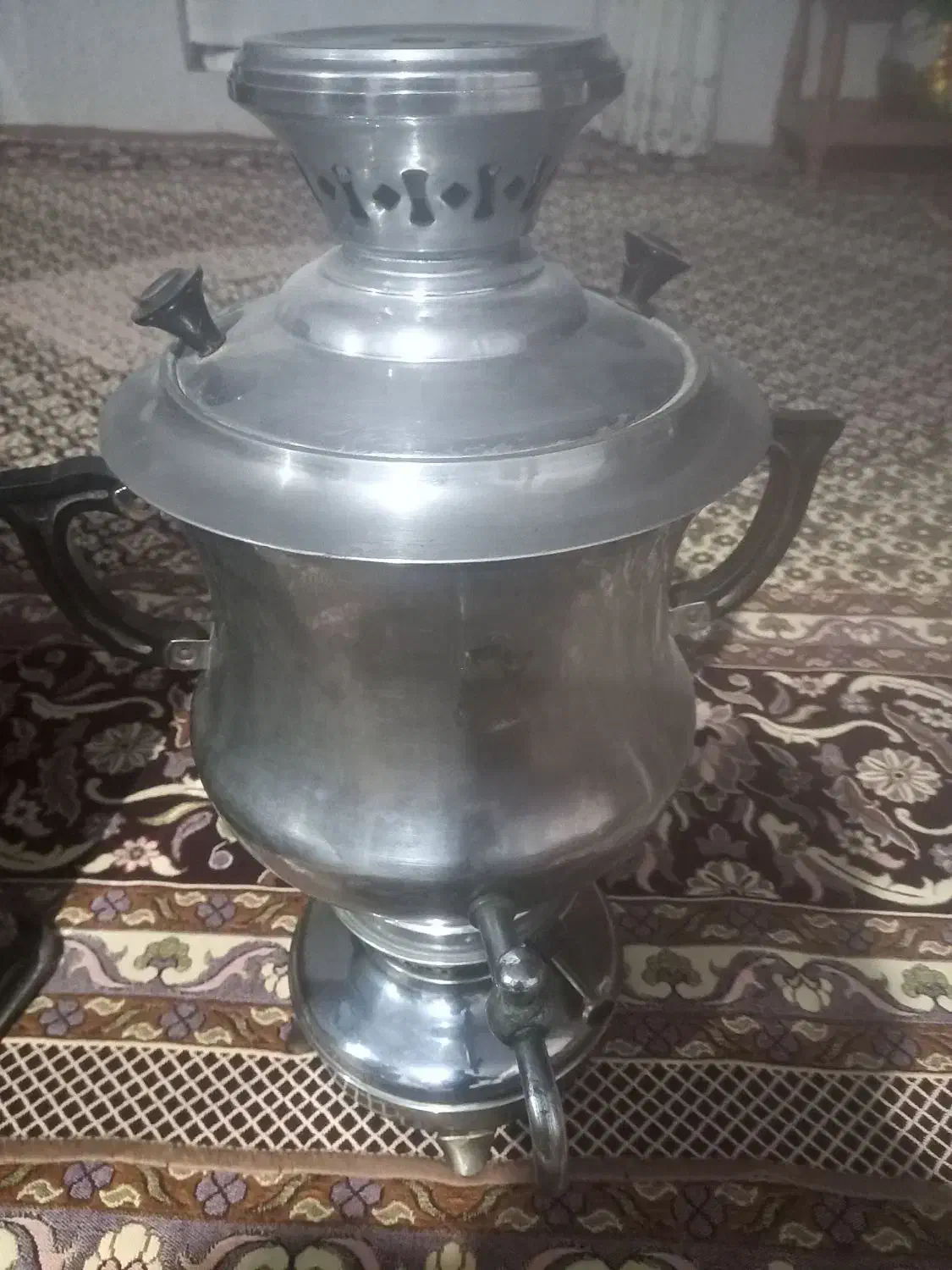 سماورنفتی قدیمی|سماور، چای‌ساز، قهوه‌ساز|گنبد کاووس, |دیوار