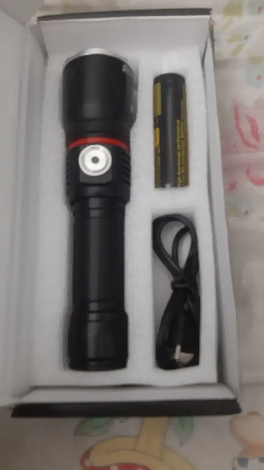 چراغ قوه پلیسی|لامپ و چراغ|شهرکرد, |دیوار