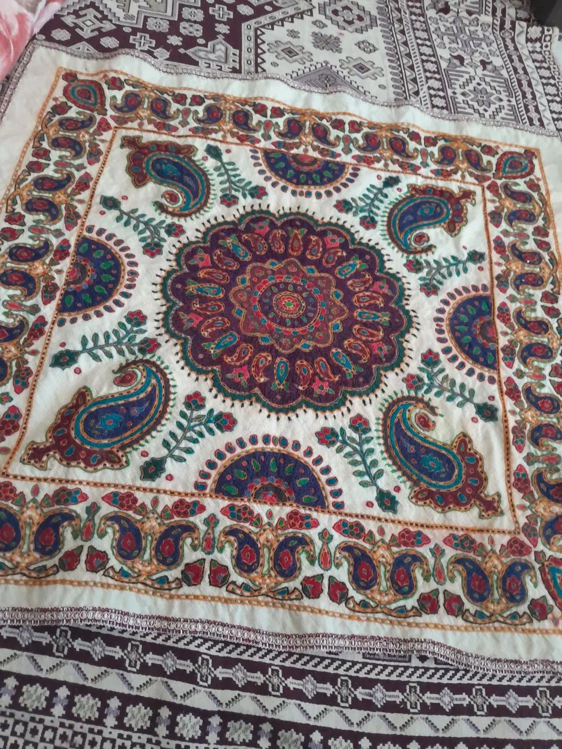 رو میزی پته و رو اپنی لیلی مجنون|پرده، رانر، رومیزی|رفسنجان, |دیوار