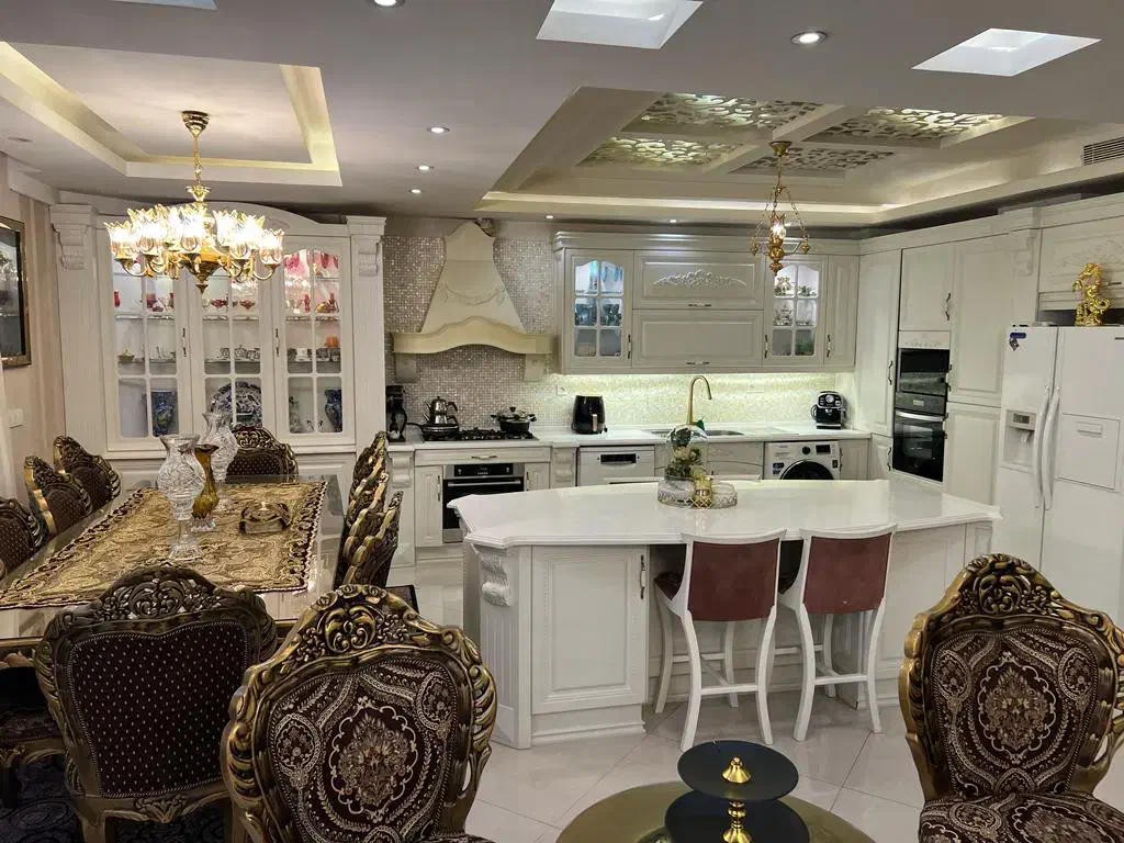 آپارتمان ۱۸۵ متر ۳ خوابه /فایل اختصاصی/۲p سندی