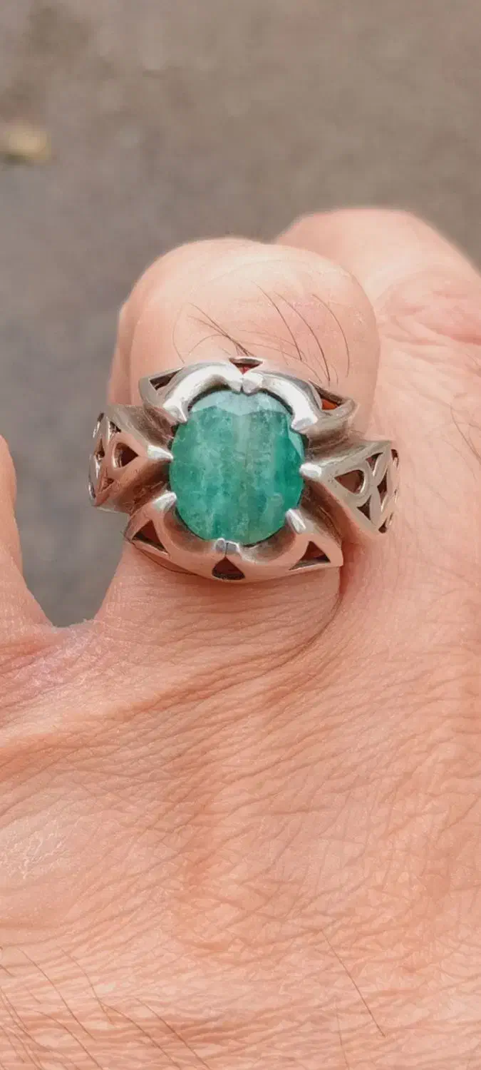 انگشتر کلکسیونی زمرد اصل پنجشیر زغال دار|جواهرات|ورامین, ورامین|دیوار