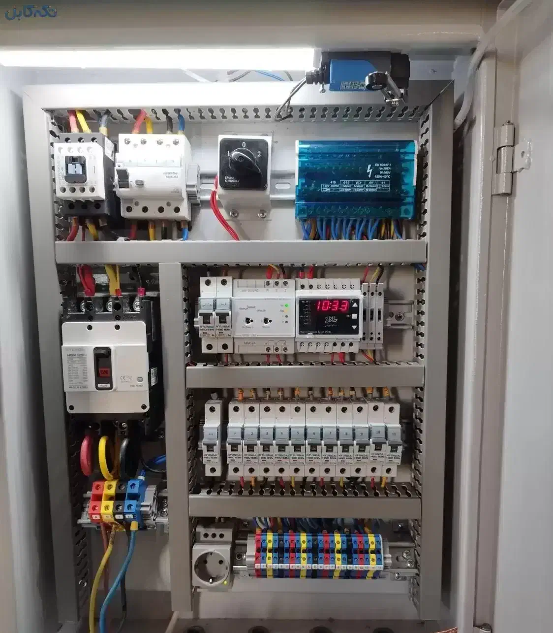 خدمات برق صنعتی و ساختمان|خدمات پیشه و مهارت|کاشان, سه راه پرورشگاه|دیوار