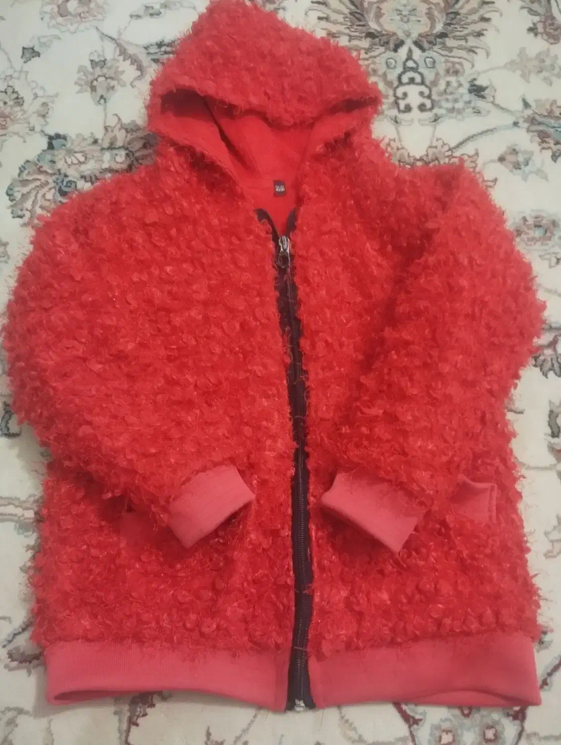 سوشرت|لباس|ماکو, |دیوار