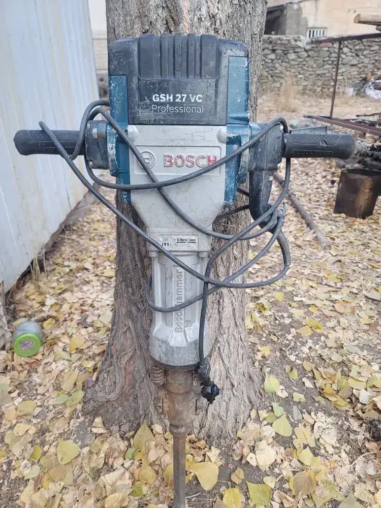 چکش برقی (هیلتی) بوش ۳۰ کیلویی|ابزارآلات|تهران, شهران جنوبی|دیوار