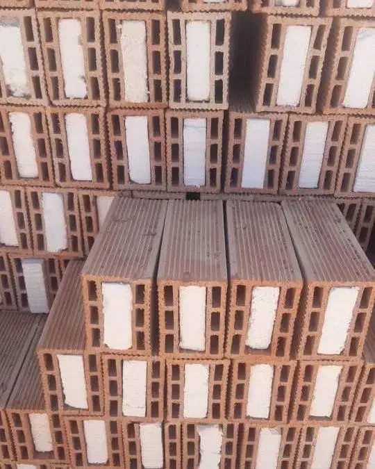 تولیدوفروش آجر انواع سفال (لفتون سوله ای و تیغه)|مصالح و تجهیزات ساختمان|رشت, هلال احمر|دیوار