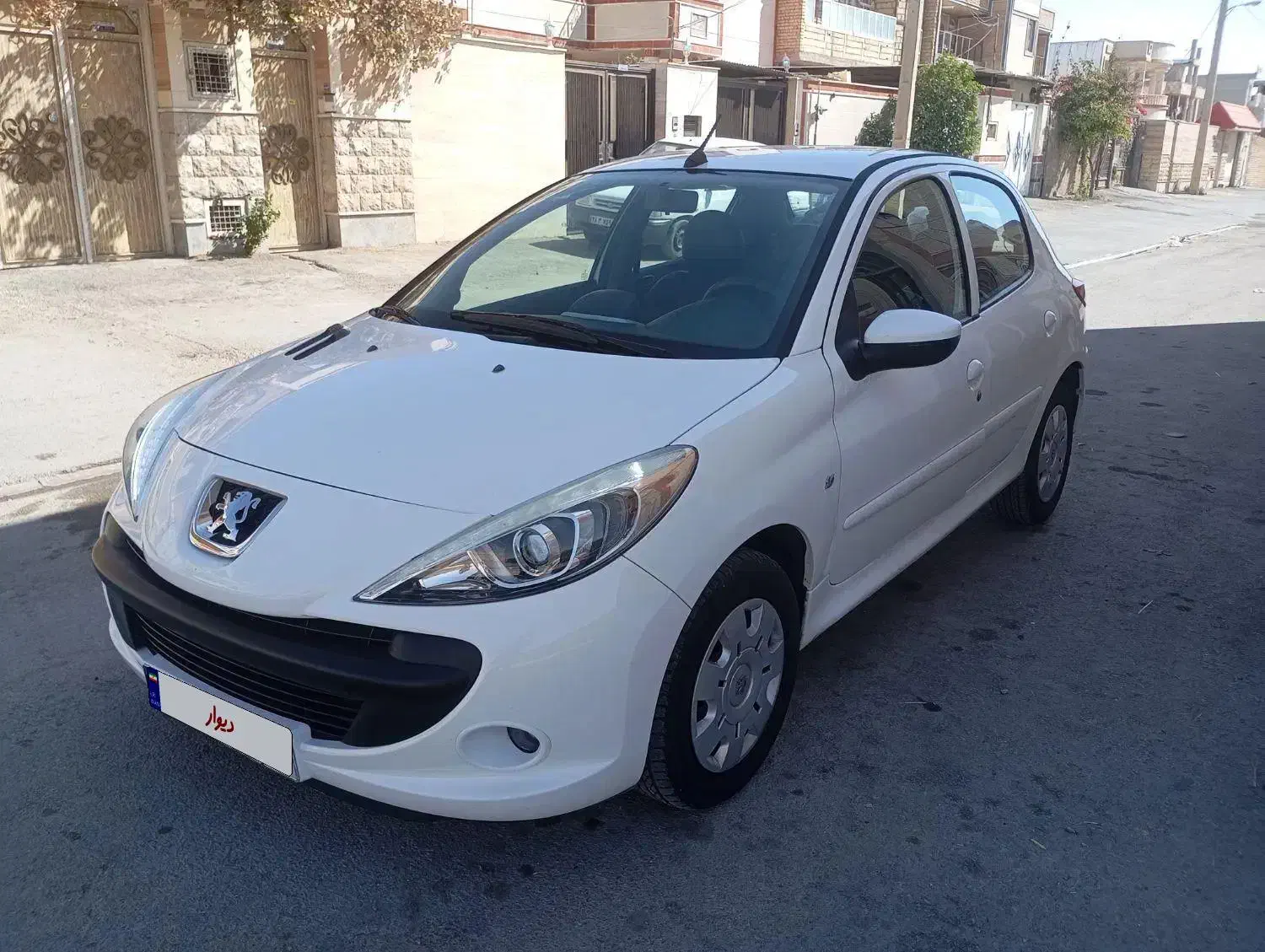 پژو ۲۰۷ سقف فلز مدل برج ۱۲ ، ۹۹|خودرو سواری و وانت|شیراز, دکتر حسابی|دیوار