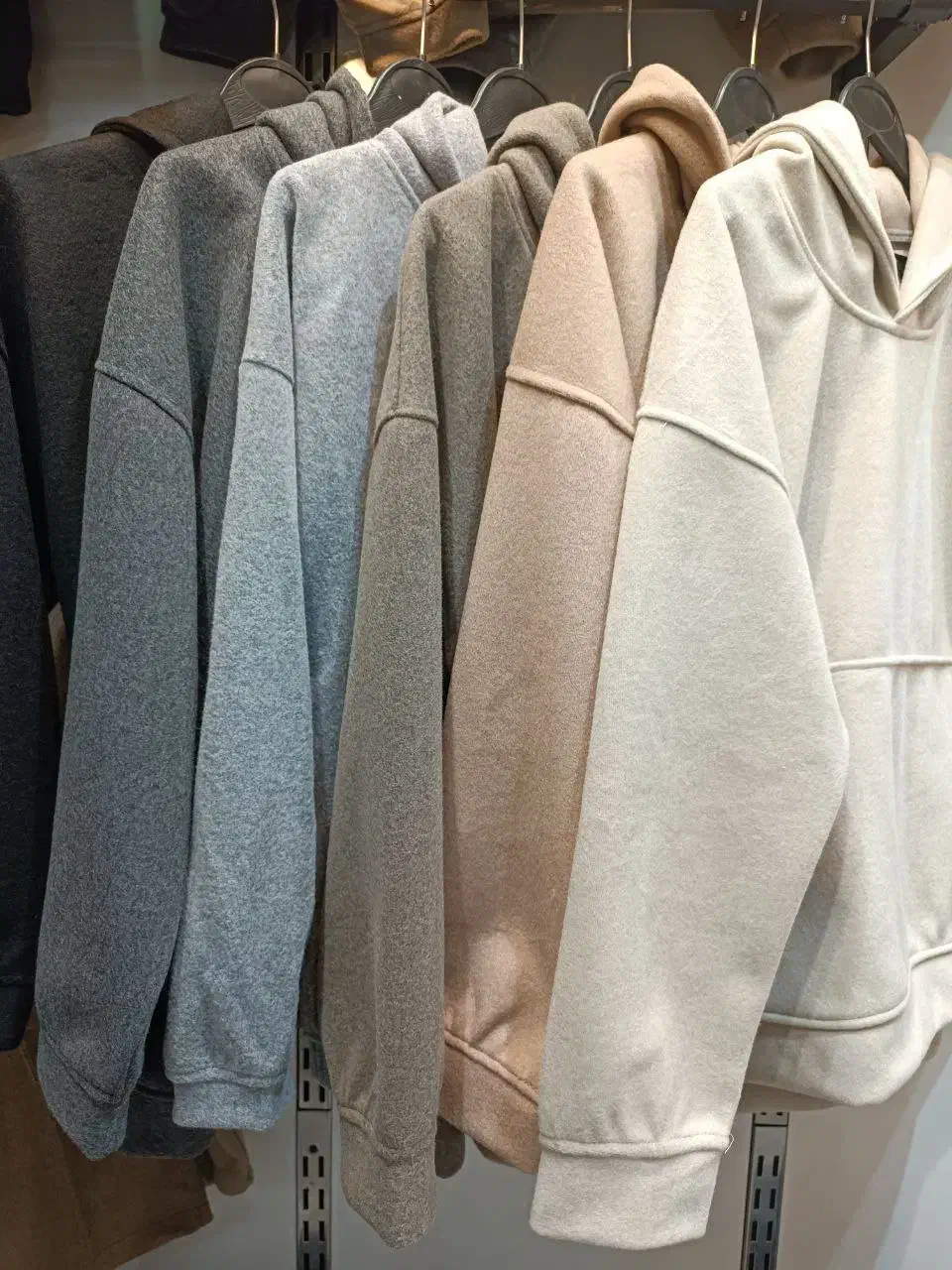 هودی تک عمده ازتولیدی بزرگ برکه بازارتهران|لباس|تهران, بازار|دیوار