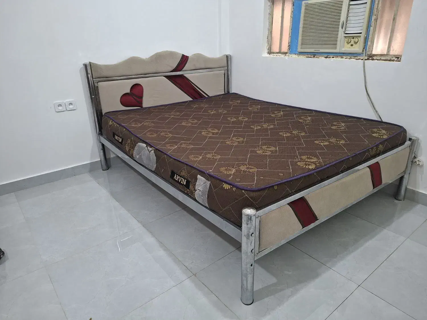 تخت خواب همراه تشک|تشک تختخواب|مسجد سلیمان, |دیوار