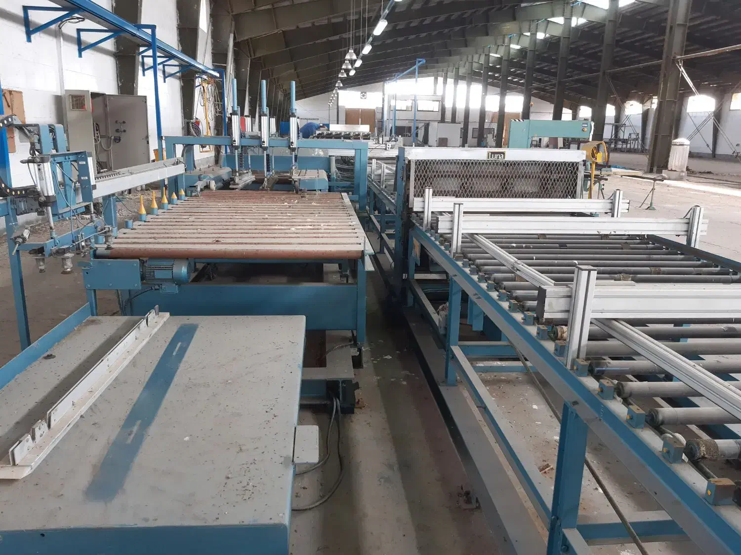 فروش خط تولید ساندویچ پانل دیوارهای پیش ساخته|ماشینآلات صنعتی|رشت, توشیبا|دیوار