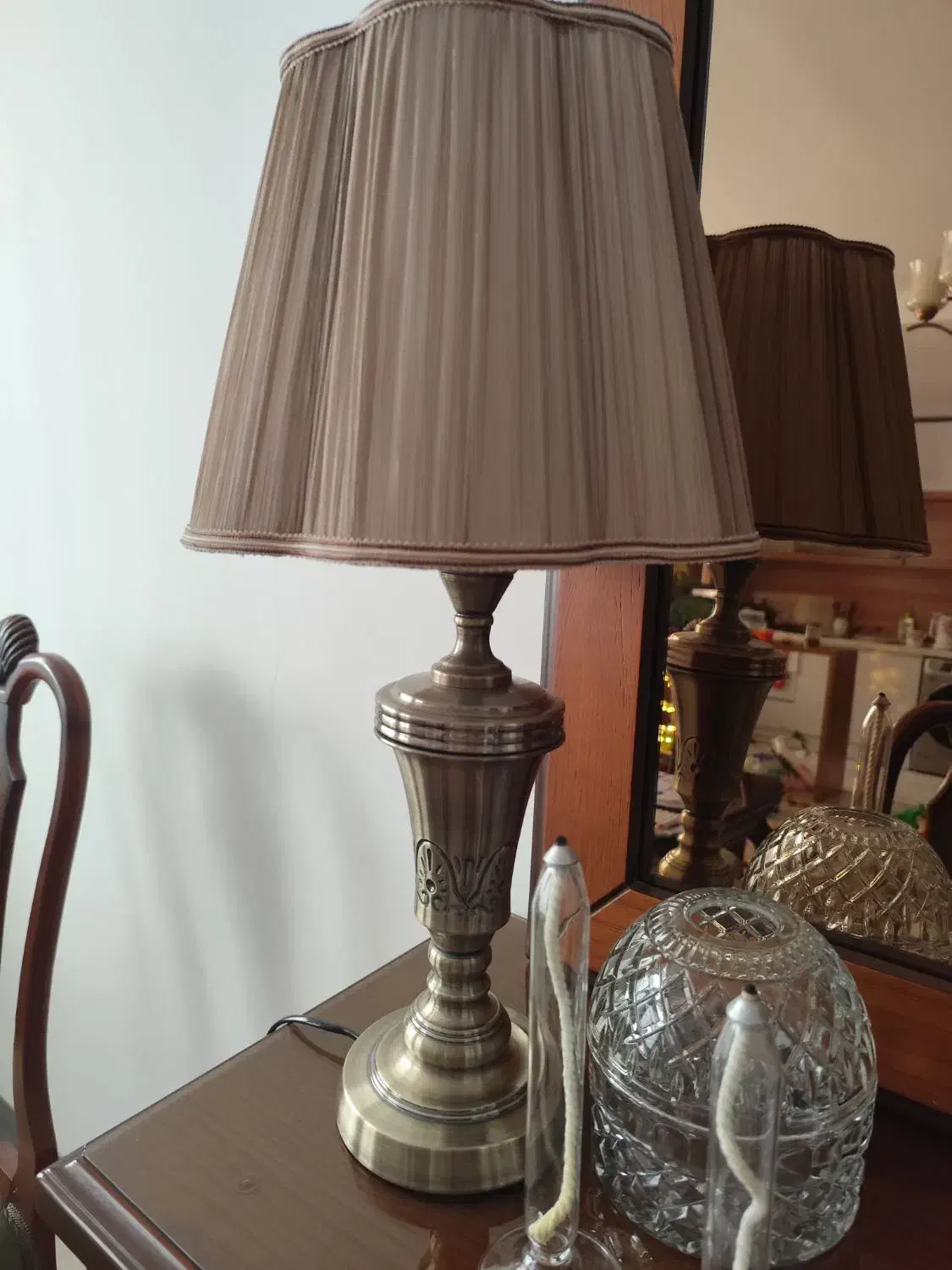 آباژور برنزی|چراغ خواب و آباژور|گرمدره, |دیوار