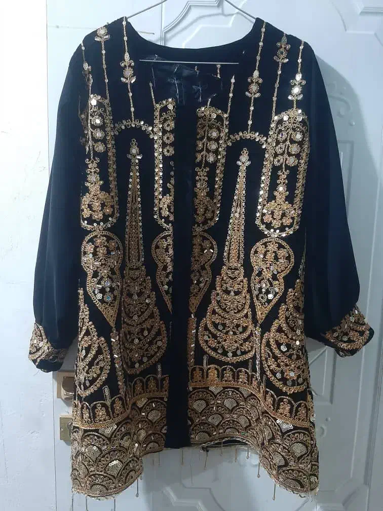 مانتو مجلسی طلاکوب .نو ..|لباس|پلدختر, |دیوار