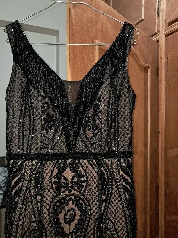 لباس مجلسی بسیار زیبا مدل عربی کرایه500|لباس|بوشهر, |دیوار