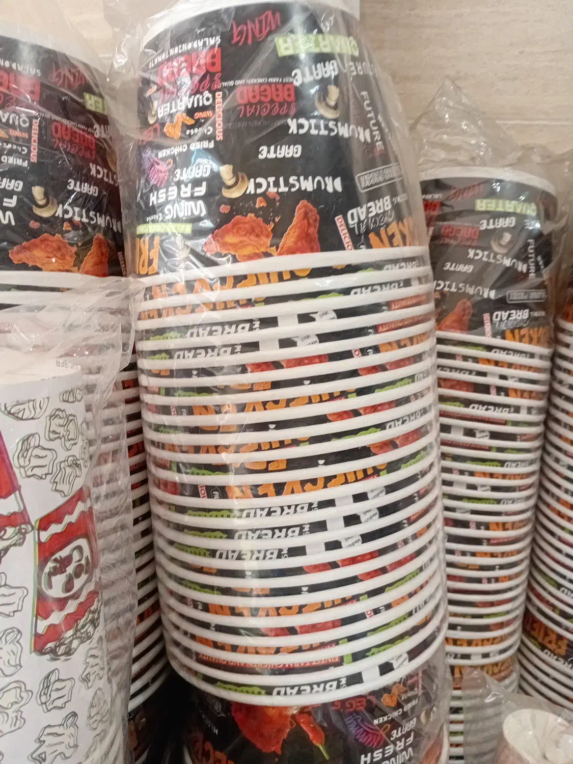 فروش لوازم یکبار مصرف|ظروف نگهدارنده، پلاستیکی، یکبارمصرف|رشت, ولکس|دیوار