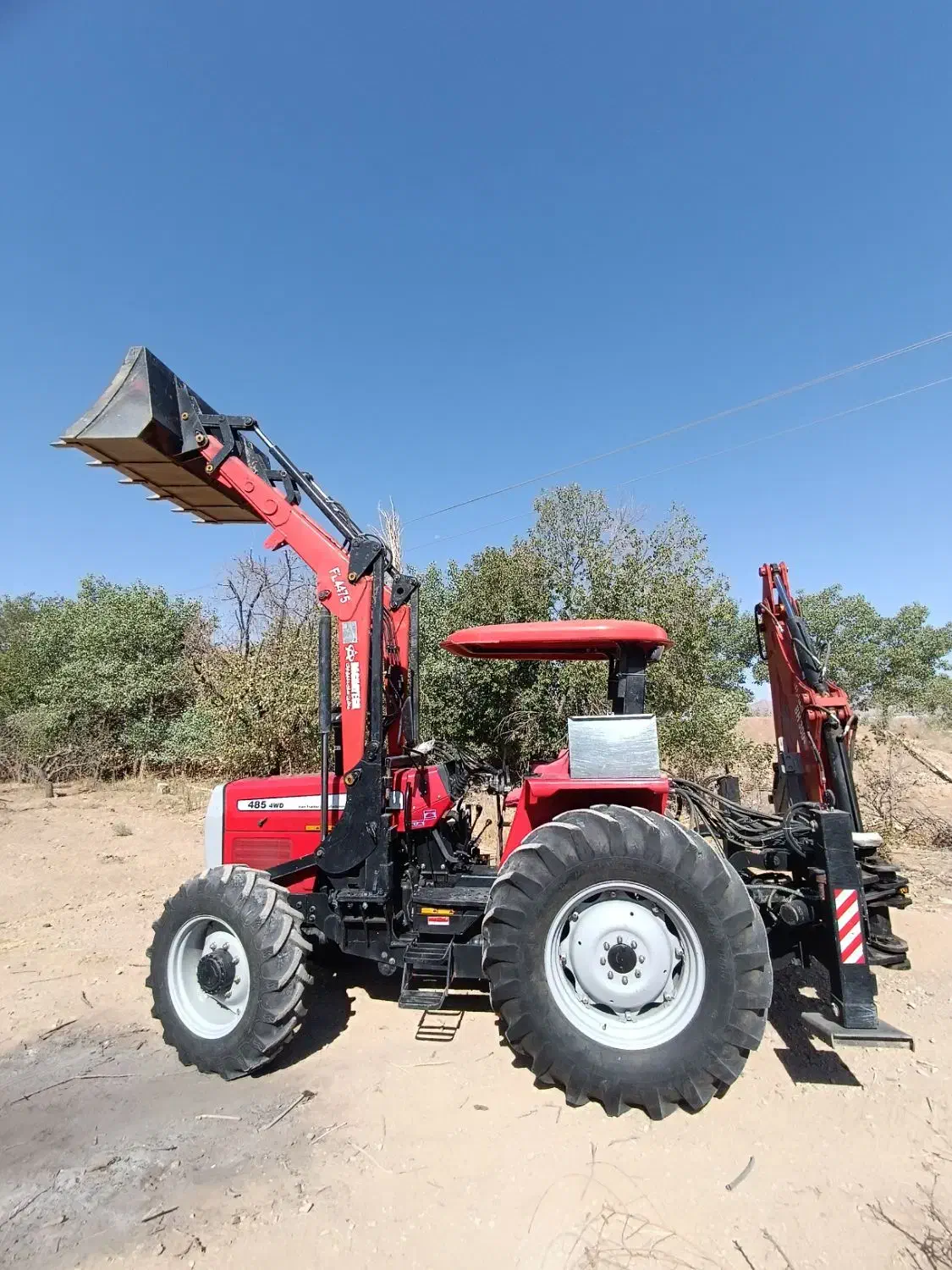 بیل بکهو دقایق اراک هزار ساعت کارکرد|خودرو سنگین|آباده, |دیوار