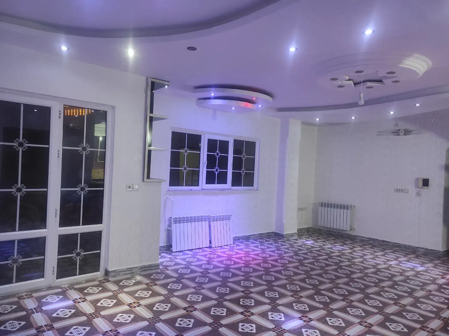 خانه اجاره ای|اجارهٔ خانه و ویلا|لاهیجان, کوی آزادگان|دیوار