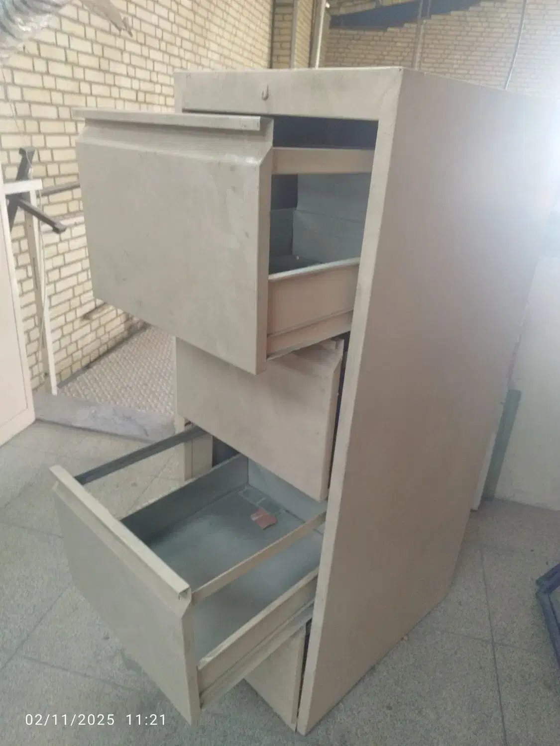 کمد فایل چهار کشو فلزی|دفتر کار|برخوار, |دیوار