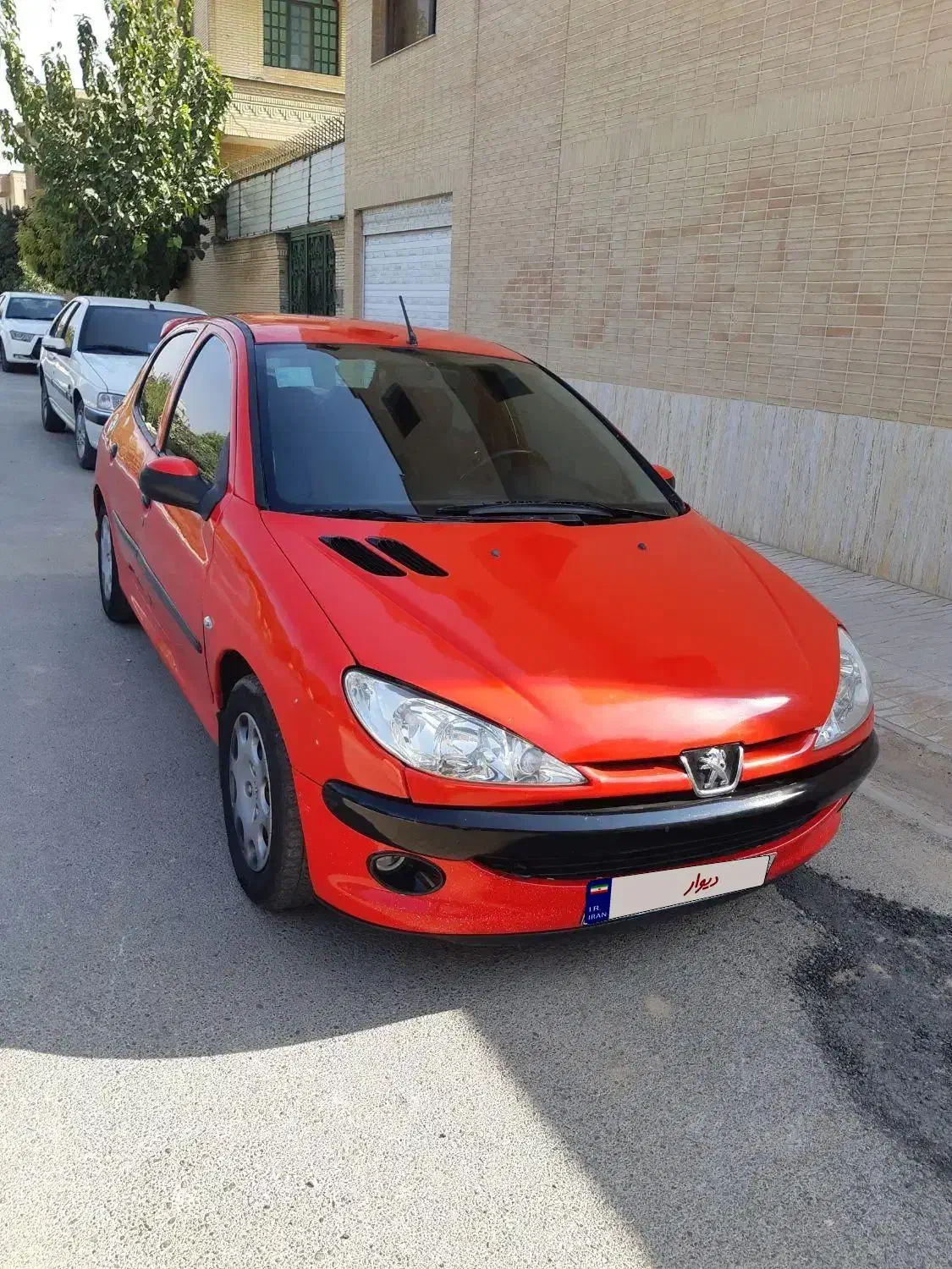 ۲۰۶ مدل ۸۲ تیپ ۲|خودرو سواری و وانت|شیراز, شهرک ایثار|دیوار