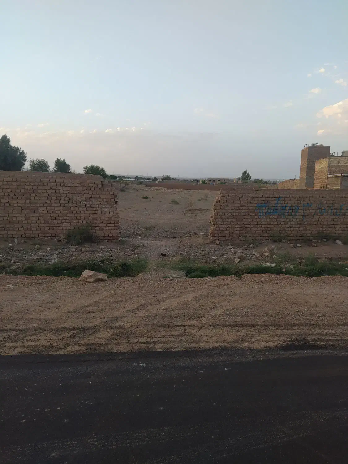 زمین مسکونی ۱۲۱متر واقع در عباس آباد خ سادات|فروش زمین و ملک کلنگی|ساوه, |دیوار