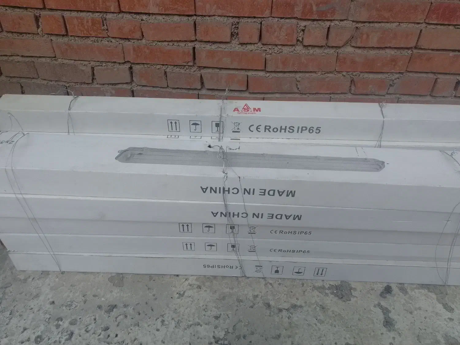 مهتابی ضد نم و گردوغبار قیمت پایین|لامپ و چراغ|تهران, شهرک ولیعصر جنوبی|دیوار