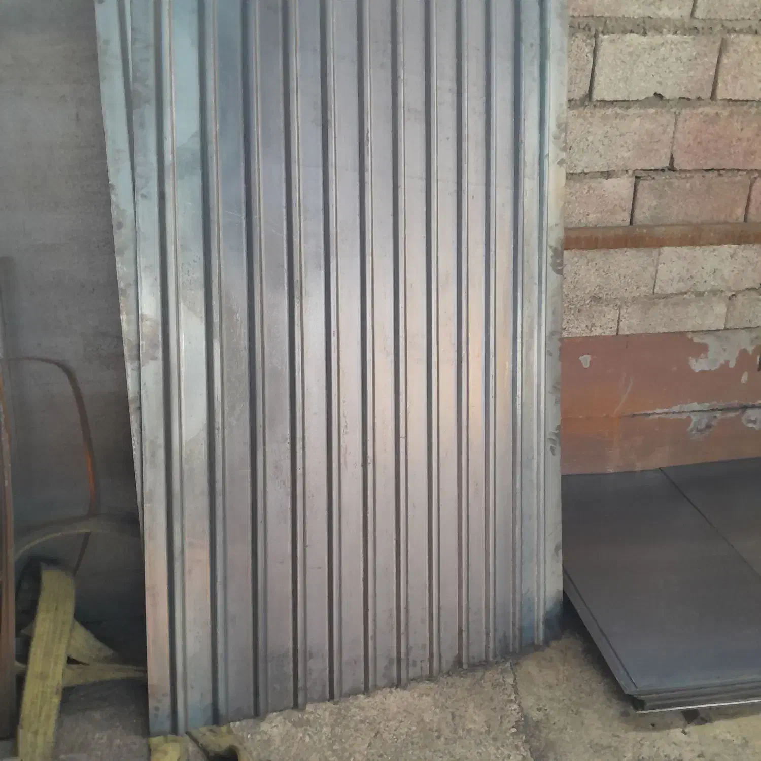 خدمات خم کاری برش لیزر درب سربندی طراحی و اجرا|خدمات پیشه و مهارت|دابودشت, |دیوار