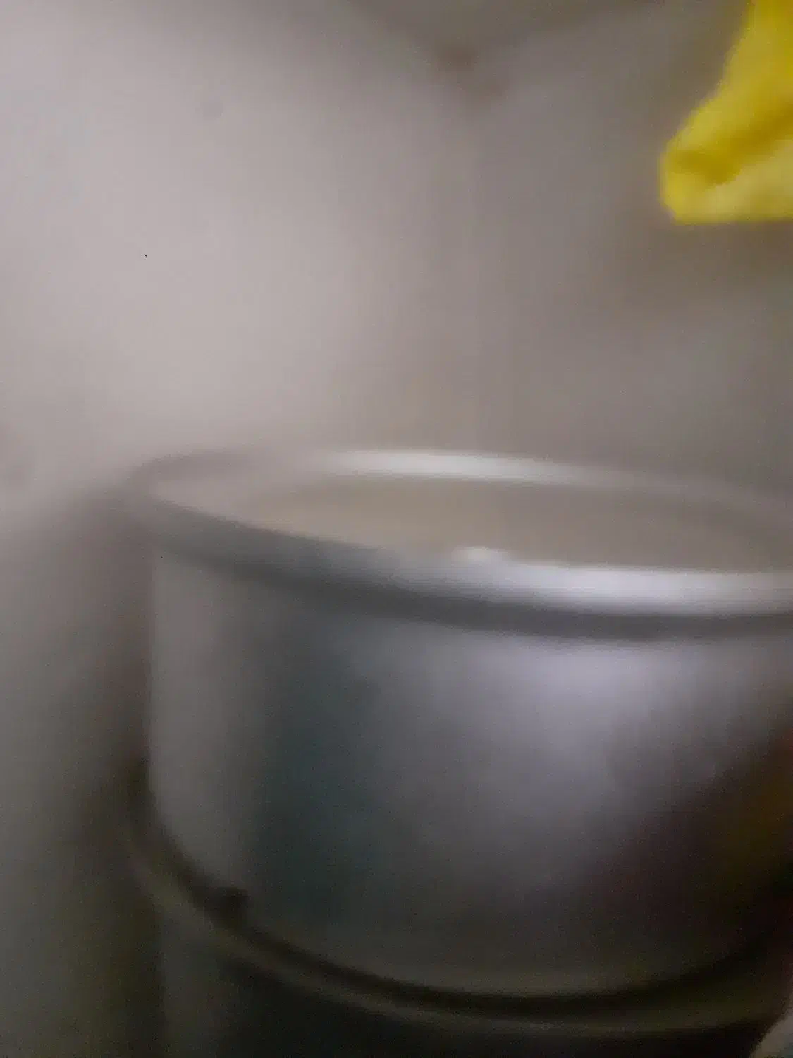 قابلمه|ظروف پخت‌وپز|یاسوج, |دیوار