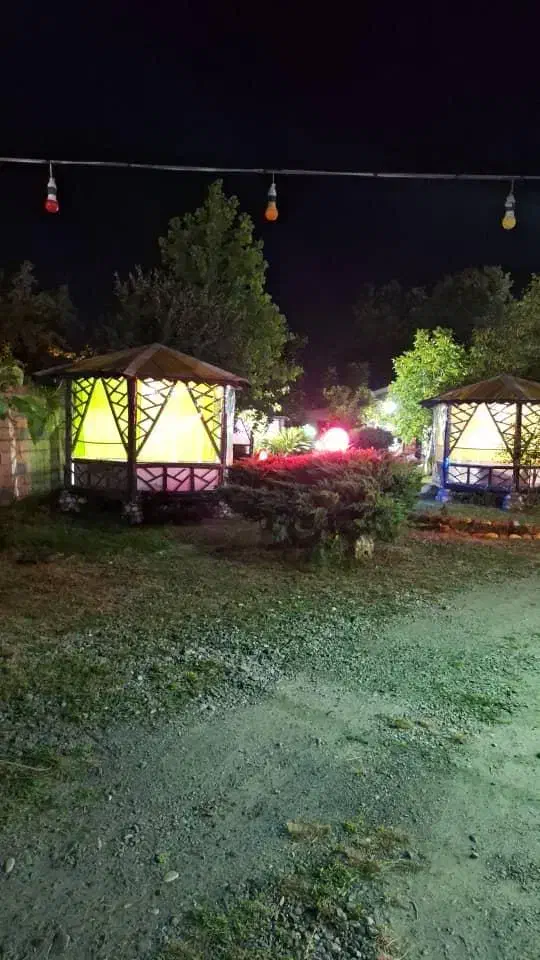 کافه رستوران.باغ.سفره خانه|اجارهٔ مغازه و غرفه|رشت, بازار|دیوار