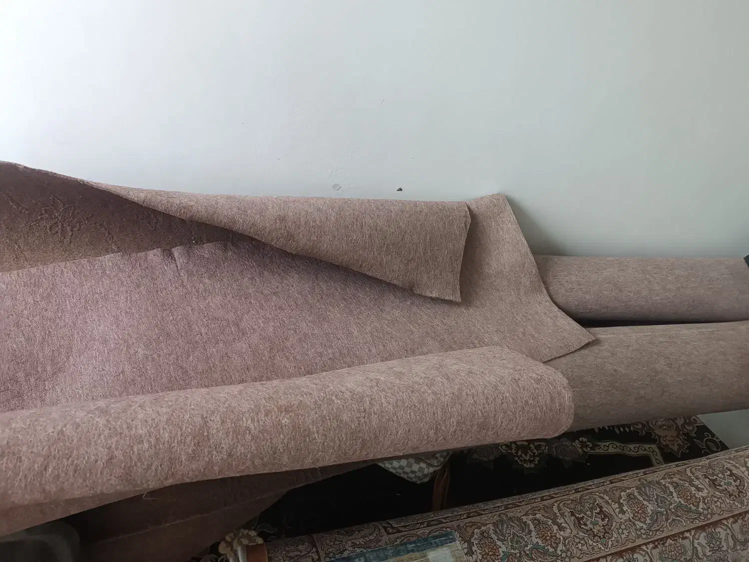 موکت کارکرده حدود40متر|موکت|چوبر, |دیوار