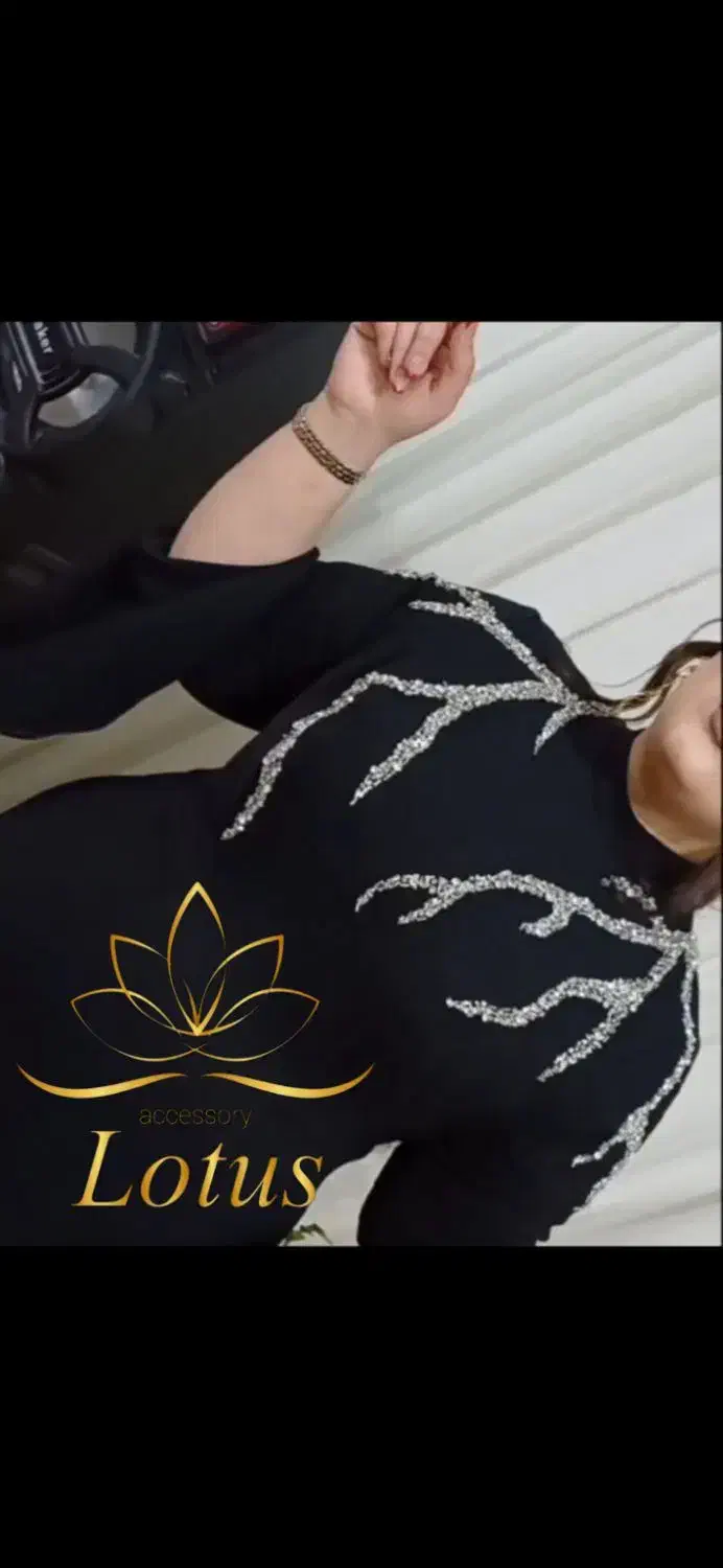 سنگدوزی|لباس|نیشابور, گنبد سبز|دیوار