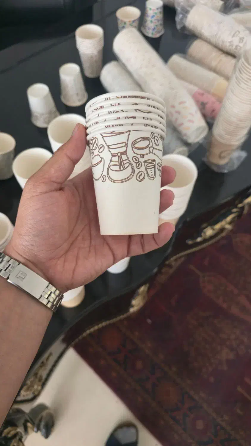 فروش لیوان کاغذی، تک و عمده غرب تهران بسته ۵۰ عددی|ظروف نگهدارنده، پلاستیکی، یک‌بارمصرف|تهران, گلستان (شهرک راه آهن)|دیوار