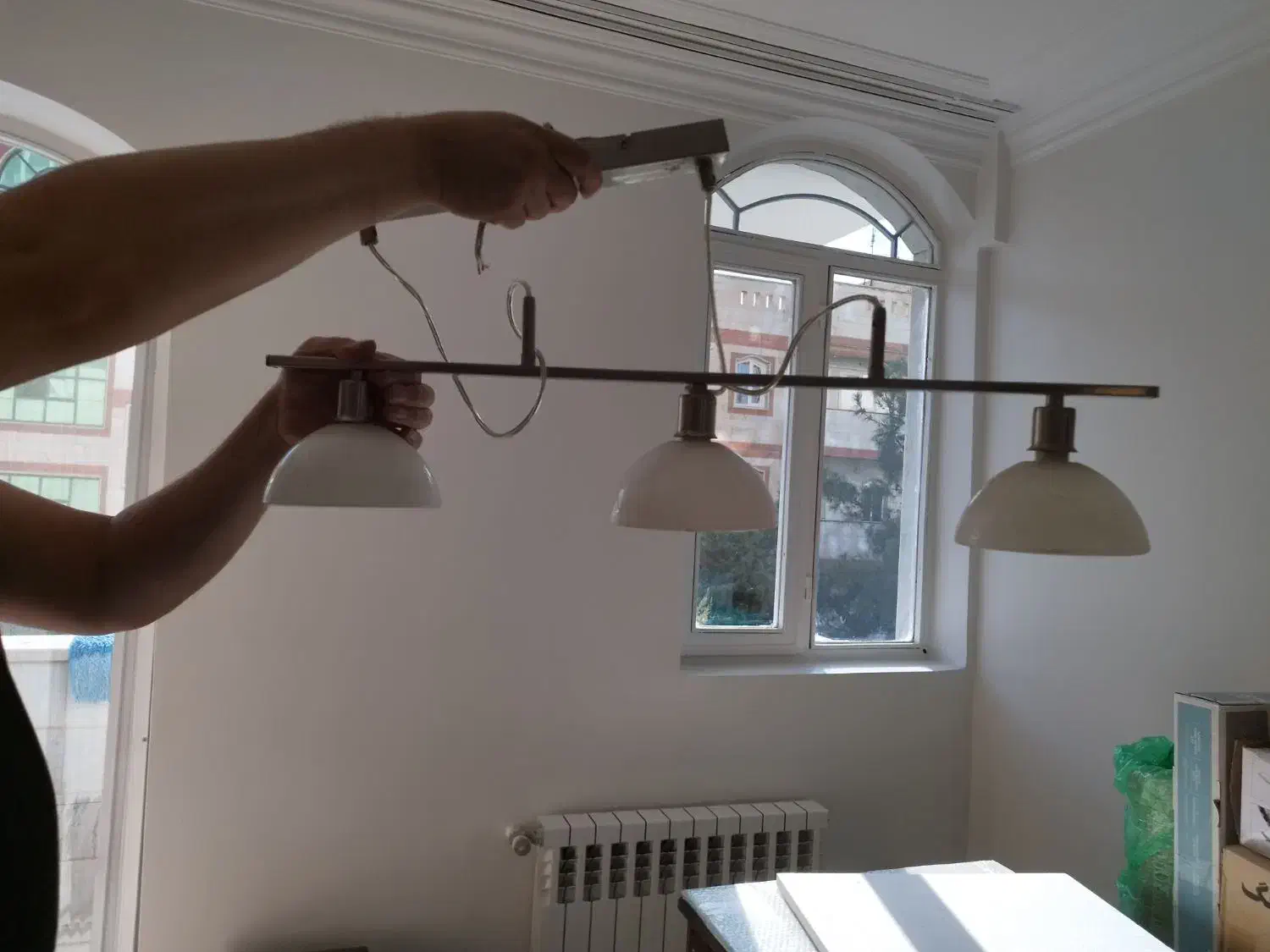 لوستر سه شعله در حد نو|لوستر و چراغ آویز|تهران, شهرک شهید باقری|دیوار