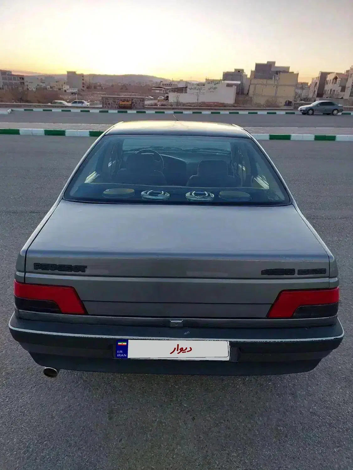 پژو ۴۰۵ مدل ۹۰ دوگانه سوز|خودرو سواری و وانت|ساوه, |دیوار