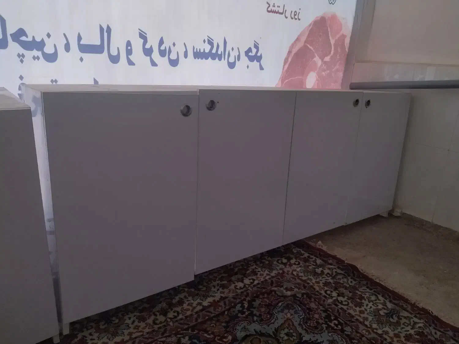 کابینت در حد نو بدون خط و خش|فروشگاه و مغازه|خواف, |دیوار