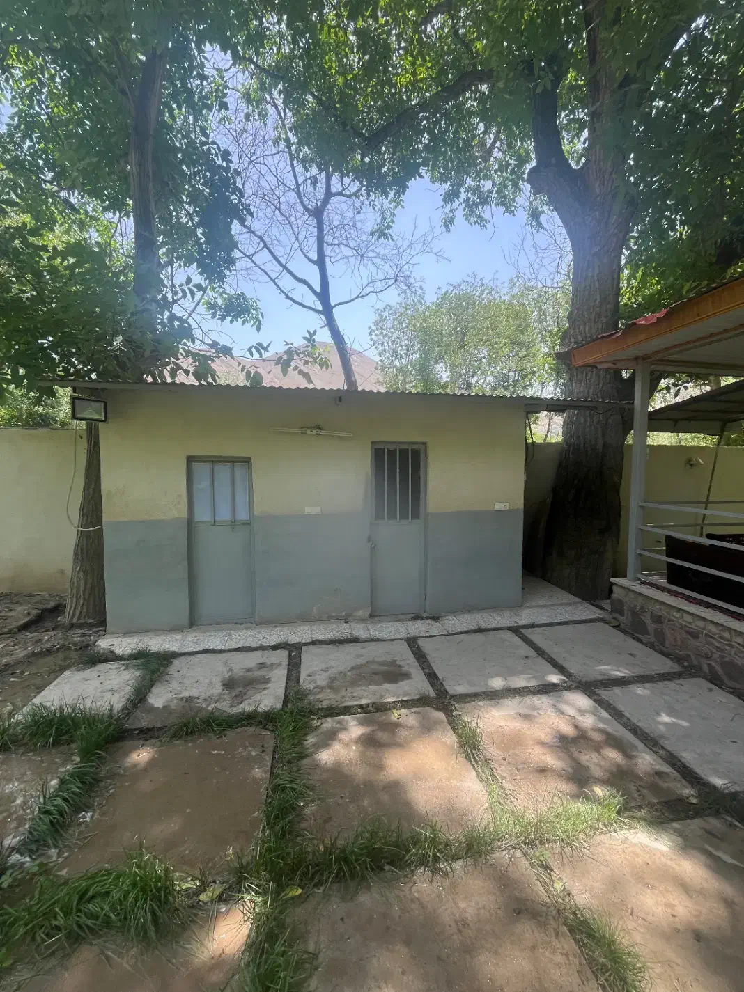 باغ ۸۹۰ متری چهاردیواری زریندشت مزداران|فروش زمین و ملک کلنگی|فیروزکوه, |دیوار