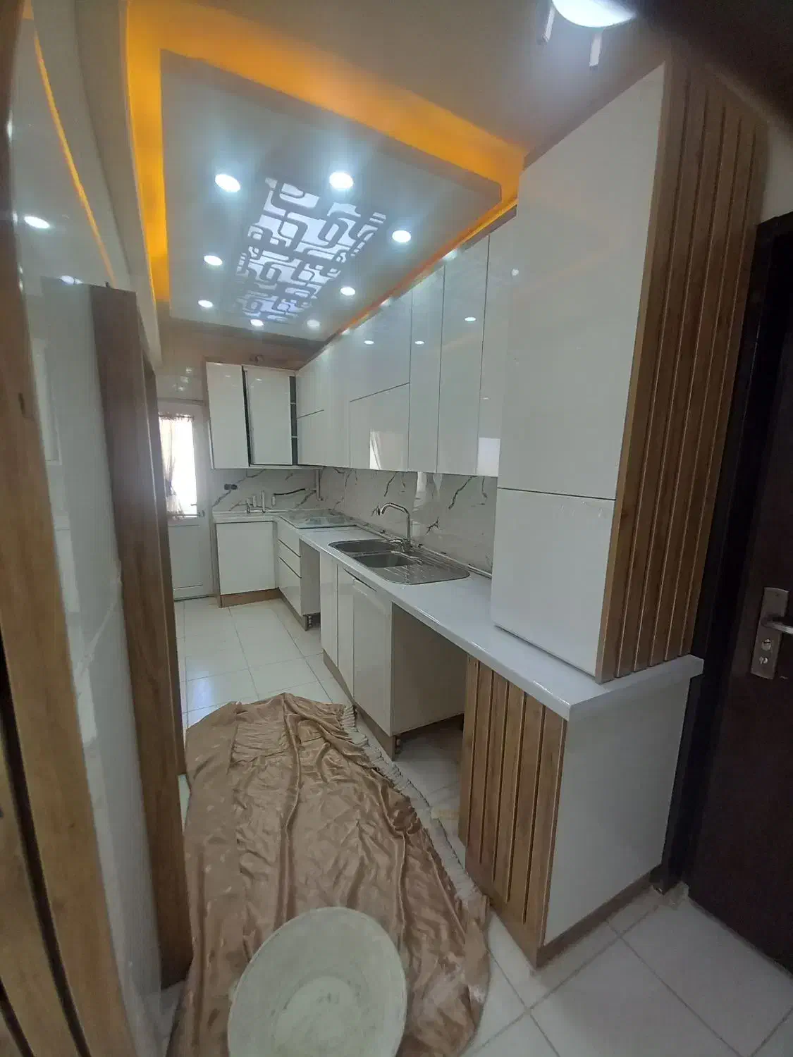 پک کامل کناف کابینت کاغذ دیواری کوزو۵|مصالح و تجهیزات ساختمان|پرند, فاز ۶|دیوار