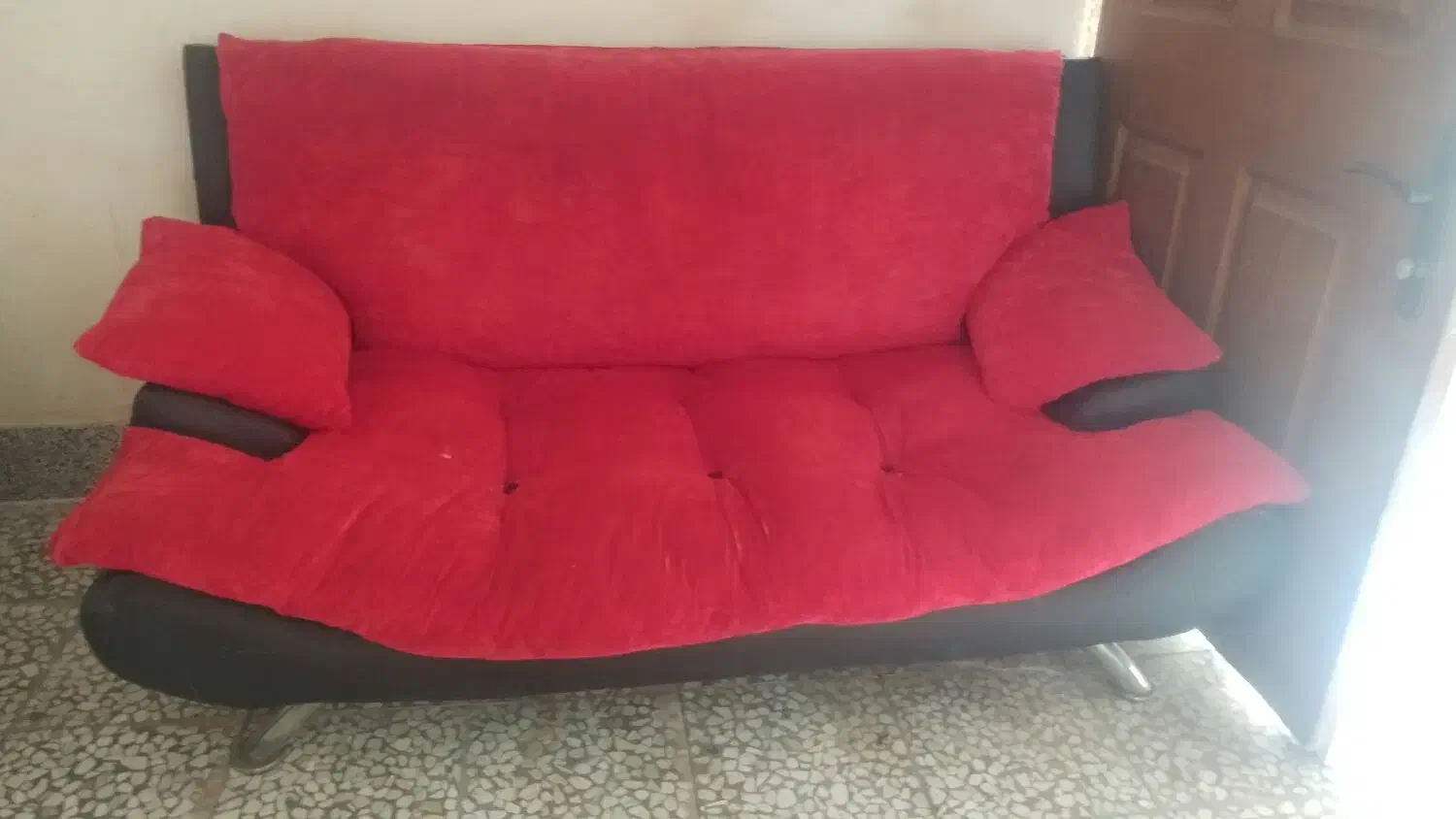 مبل 3 نفره|مبلمان خانگی و میز عسلی|رشت, سلیمانداراب|دیوار